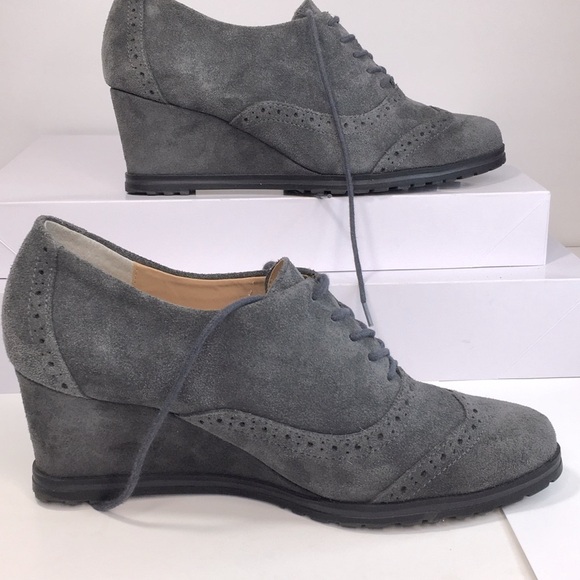 Ellen Tracy Active Tobin Suede WingTip Oxford Wedge Lace-up Shoe - Picture 3 of 8